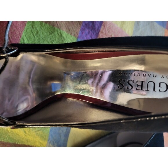 Guess Size 6.5 Cow Print 4.5 heel like new - Picture 4 of 6